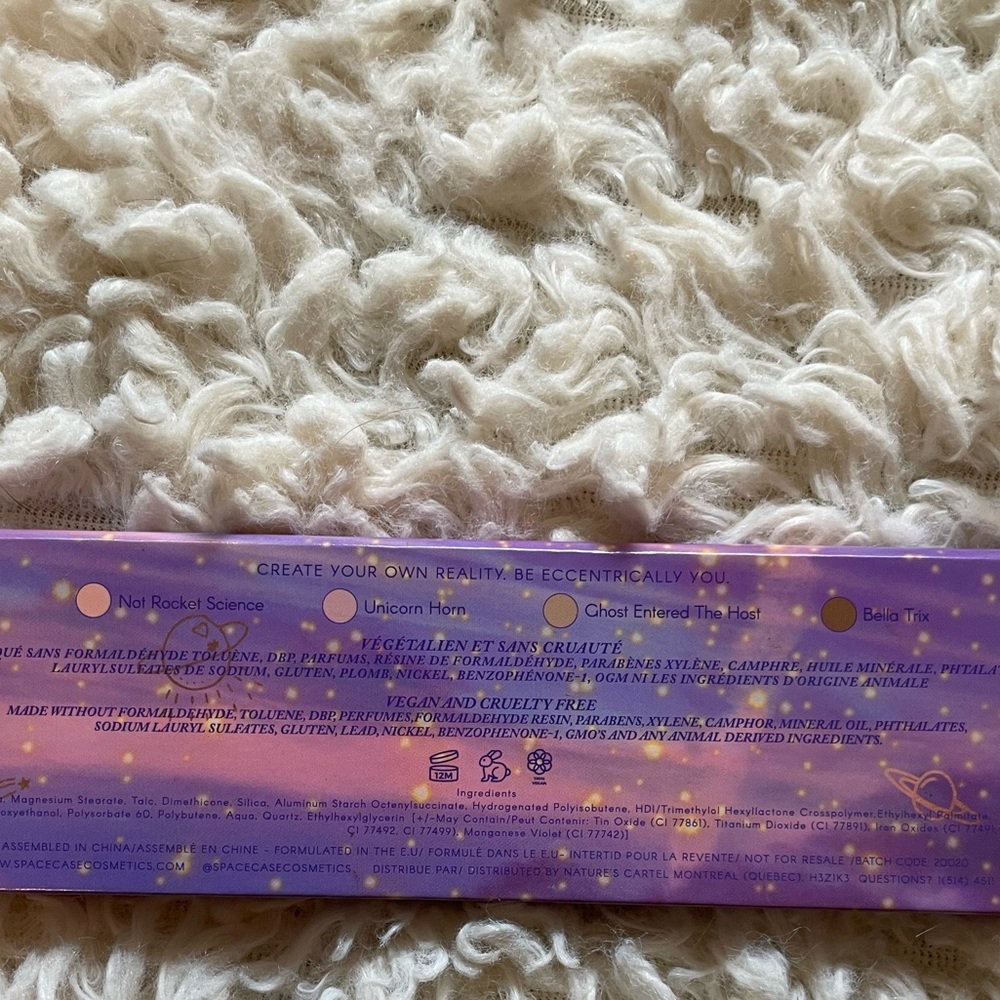 SPACECASE Cosmetics eyeshadow quad - Picture 5 of 5